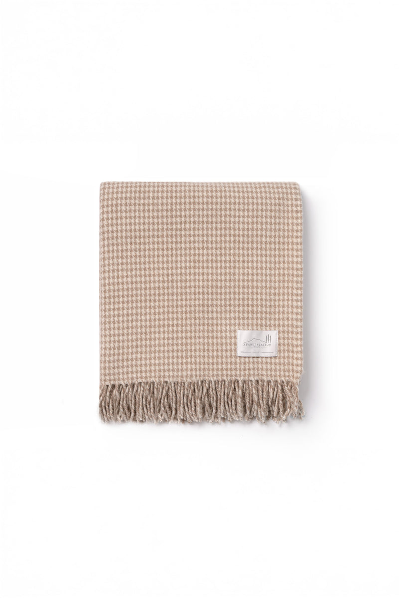 Okapea Oat Throw