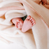 Piki pink blanket