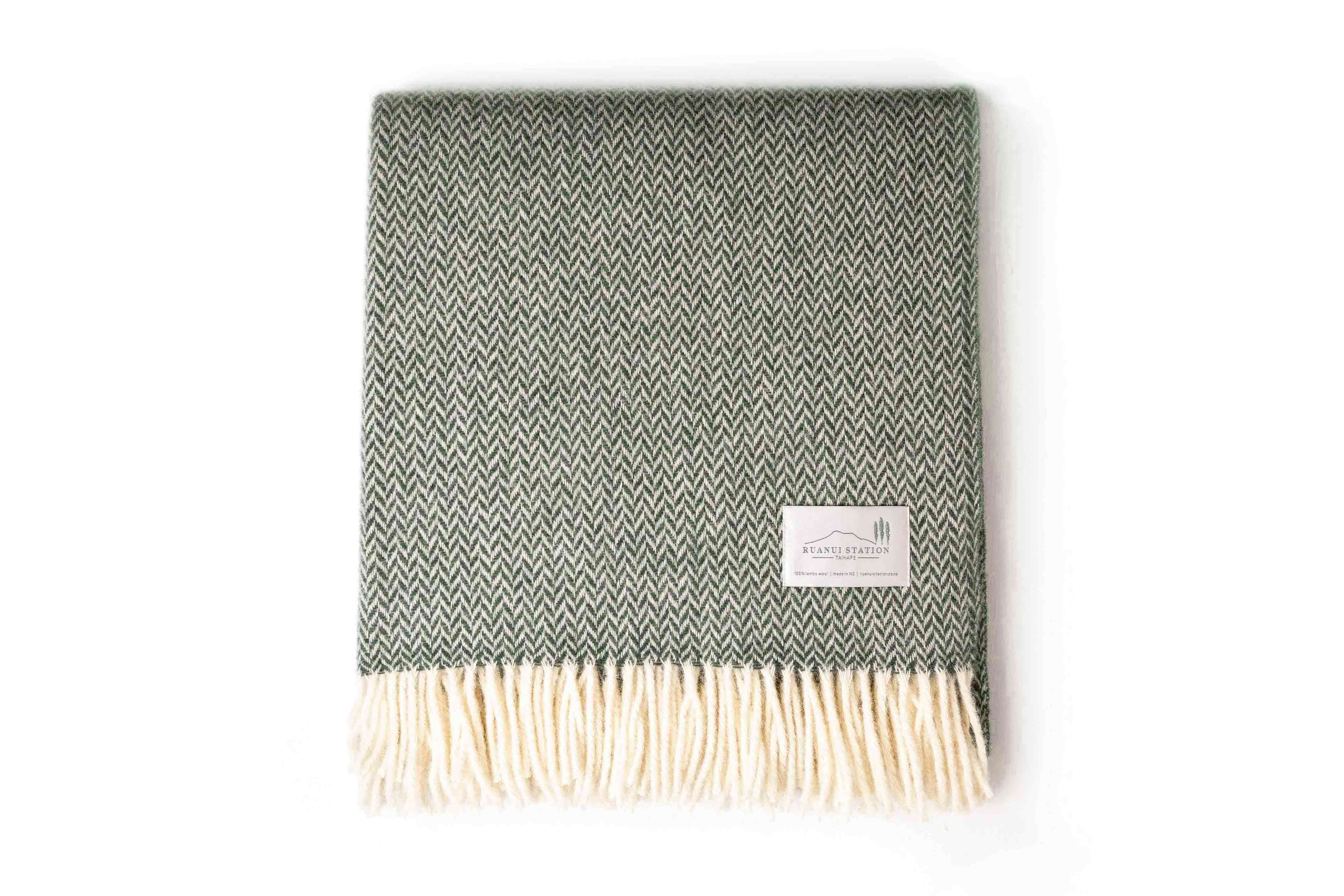 Goss green throw – ruanuistation - Main Image
