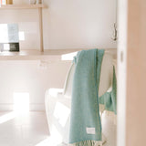 Studholme’s Sage Throw