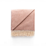 Pipipi Pink throw