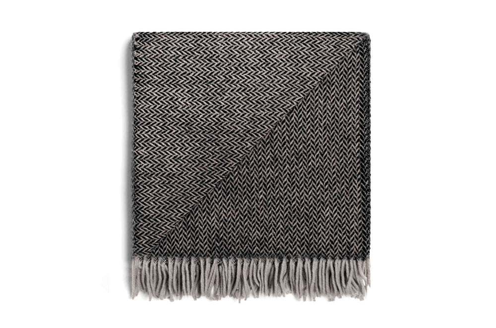 Collier's Coal throw